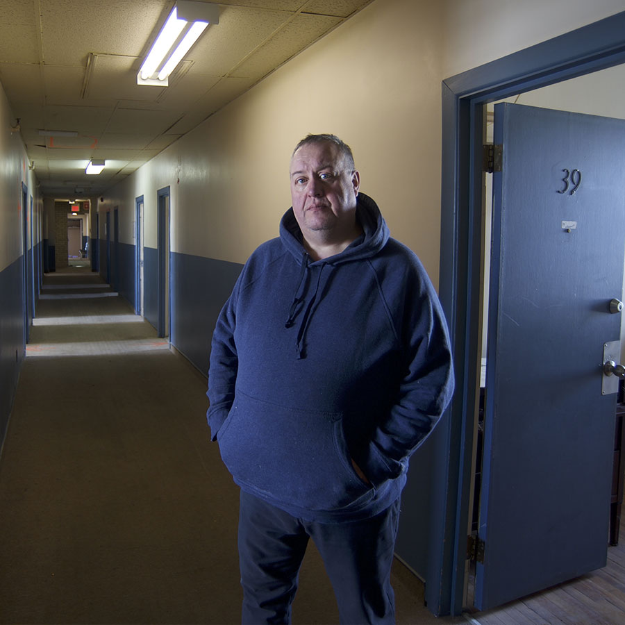 Big Dan dans le corridor - Vie de Château
